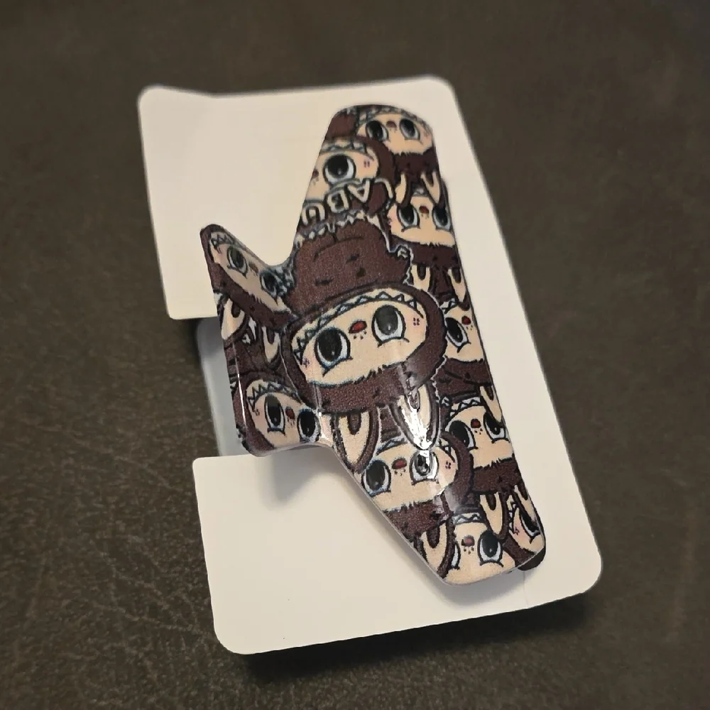 (J52) Labubu Brown Claw HairClip
